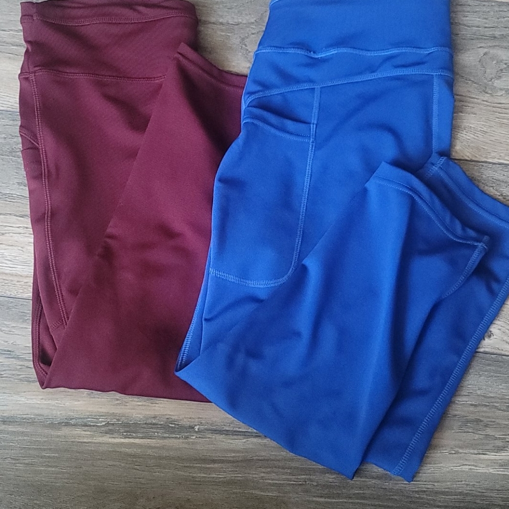 NWOT Pop Fit capri pants